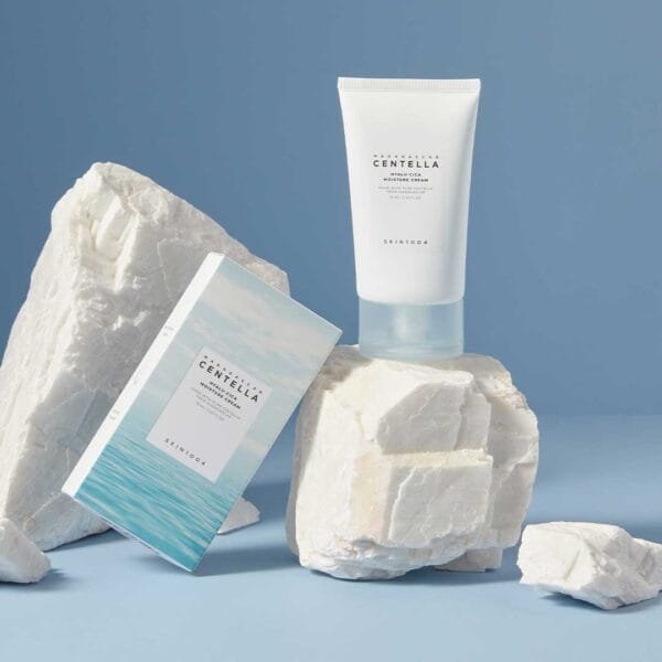 SKIN1004 Madagascar Centella Hyalu-Cica Moisture Cream - Image 2