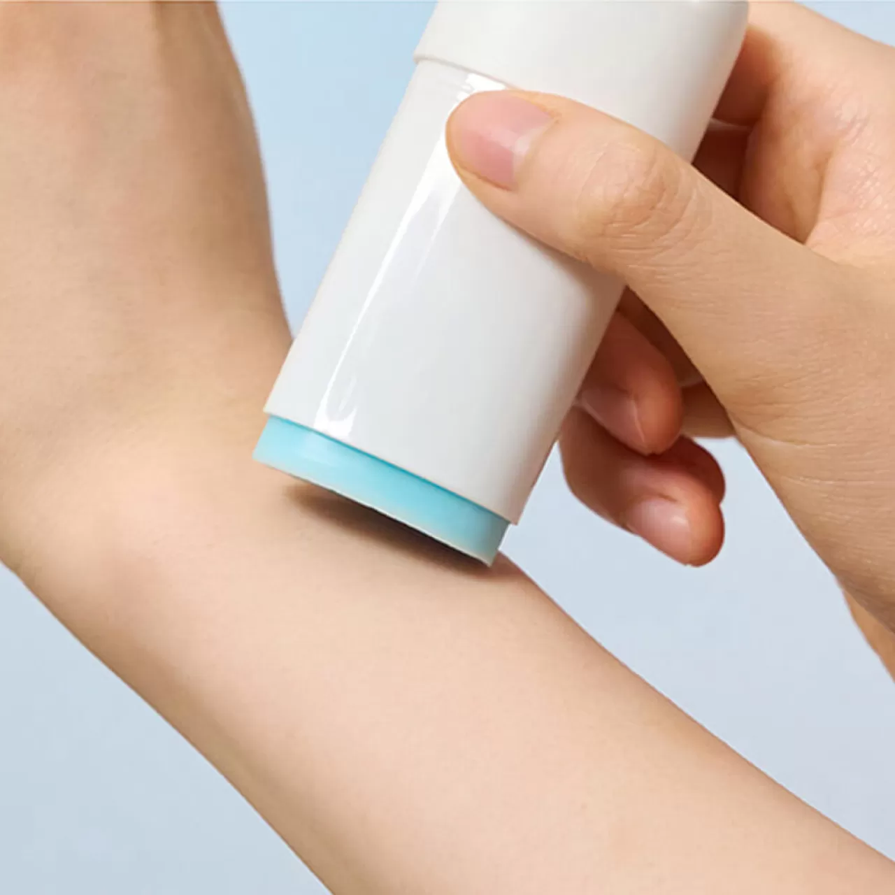 Madagascar Centella Hyalu-cica Silky-fit Sun Stick - Image 3